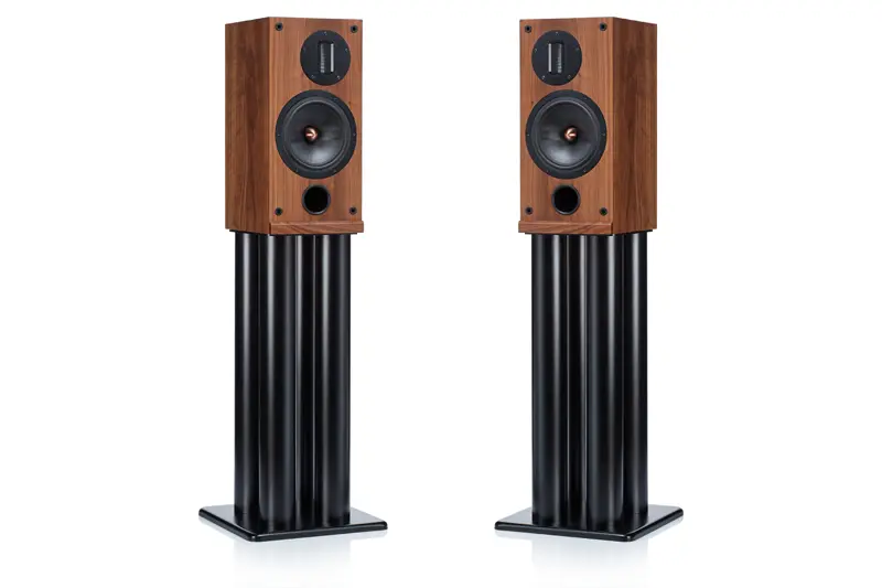ProAc RESPONSE D2 D/R állványon